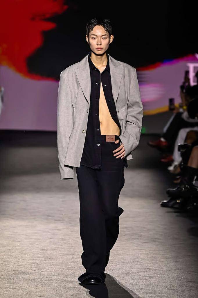 Koleksi RE RHEE S/S '26 di Seoul Fashion Week (dok. RE RHEE)
