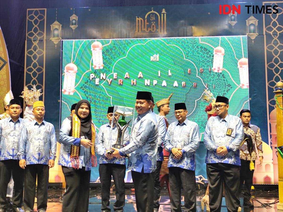 Walikota Bandar Lampung, Eva Dwiana saat pembukaan MTQ ke 54. (IDN Times/Muhaimin)