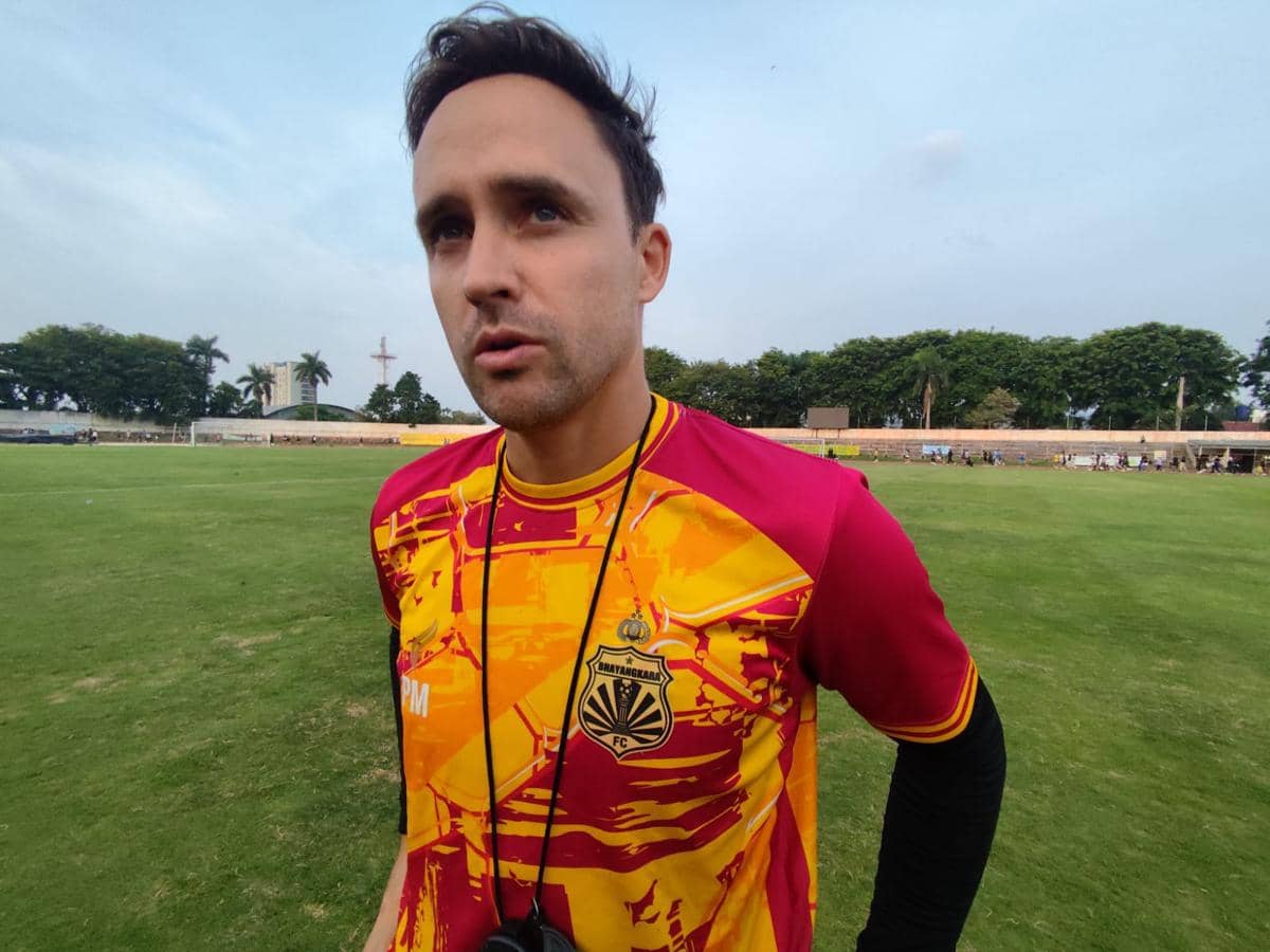 Pelatihan Bhayangkara Presisi Lampung FC, Paul Munster.