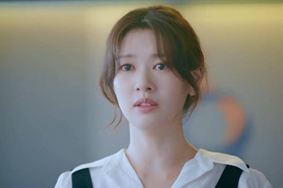 Yoo Merry (Jung So Min) dalam drakor Would You Marry Me 