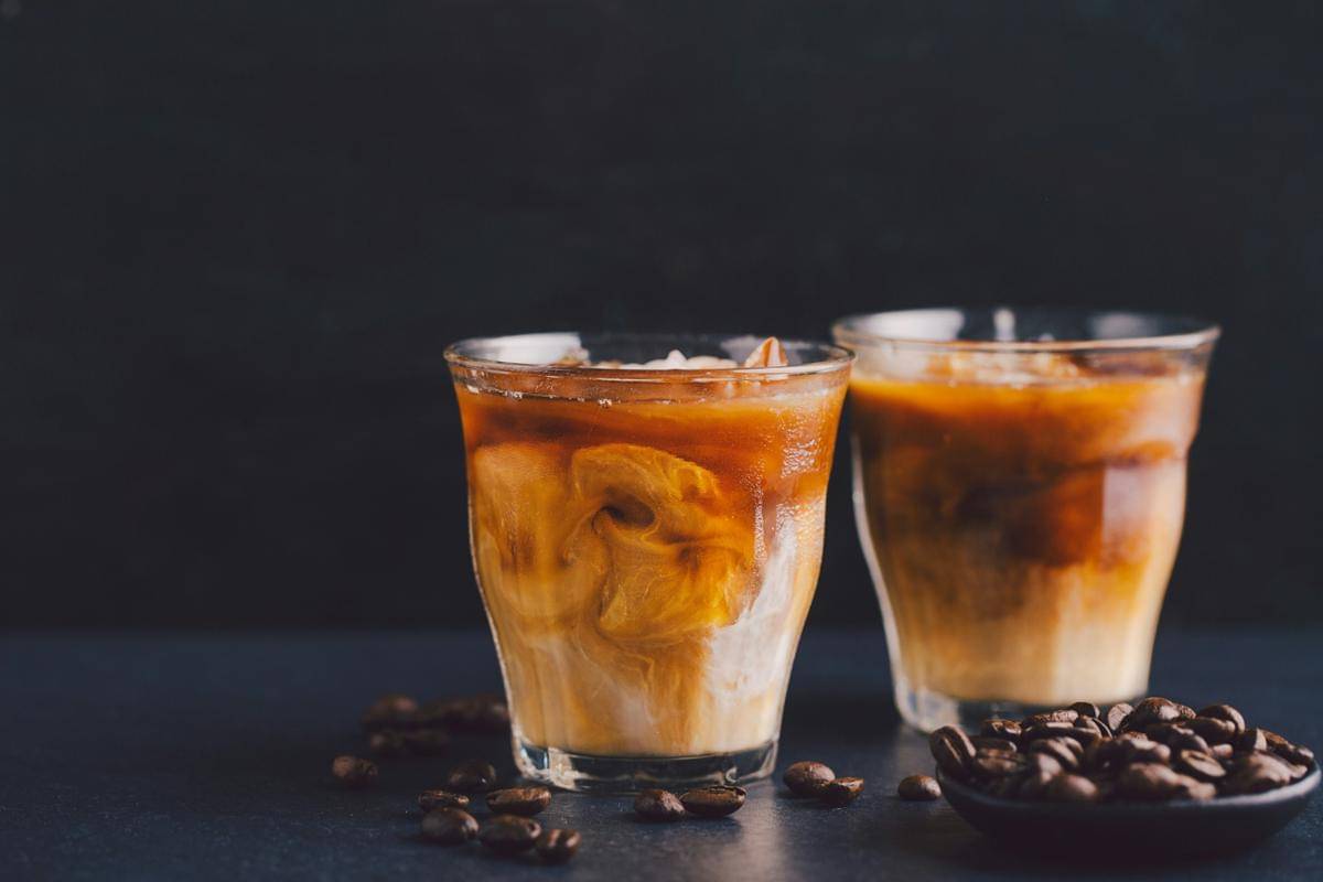 ilustrasi es kopi susu gula aren (unsplash.com/Nguyen Tong Hai Van)