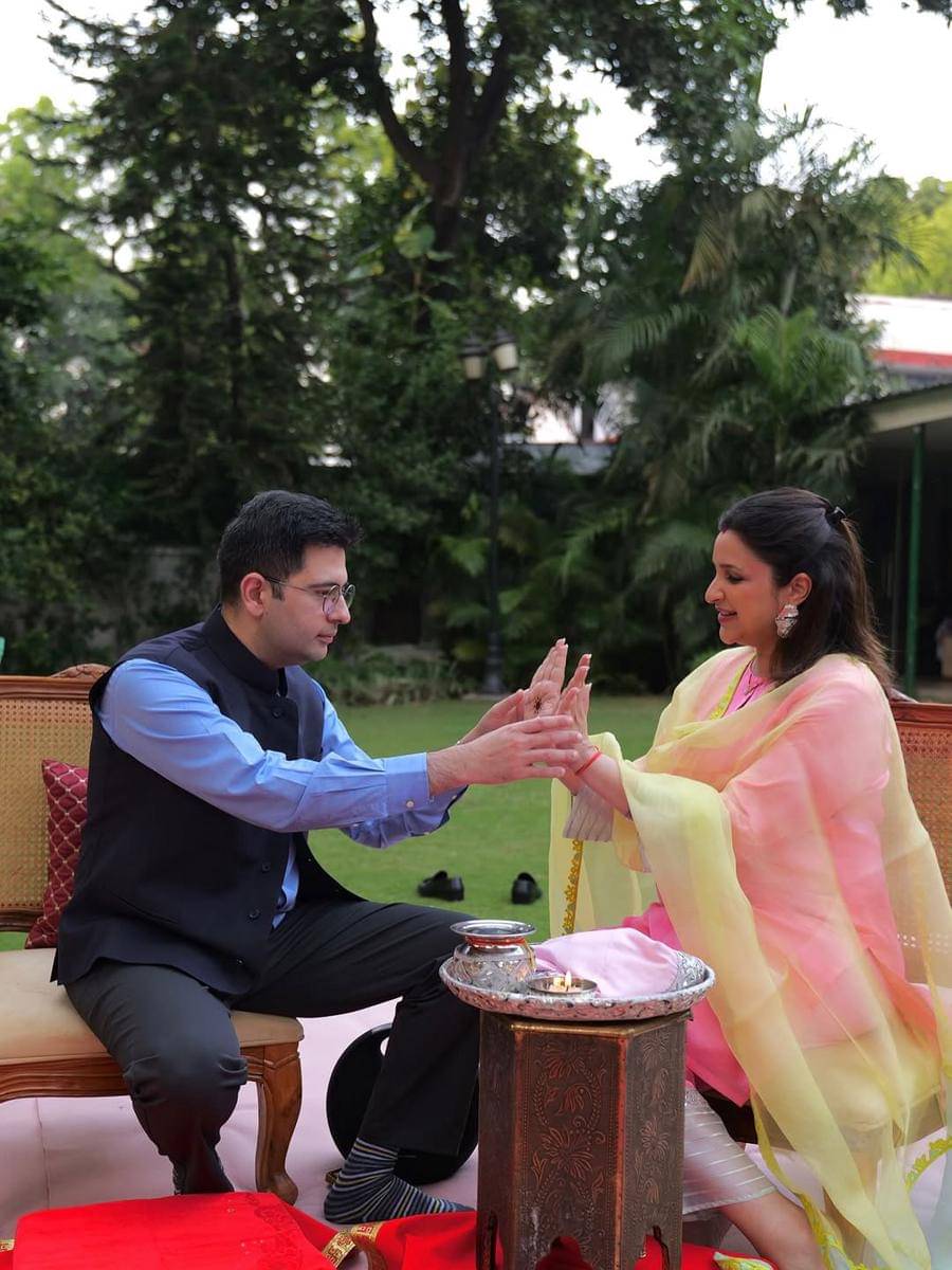 Parineeti Chopra dan suami 