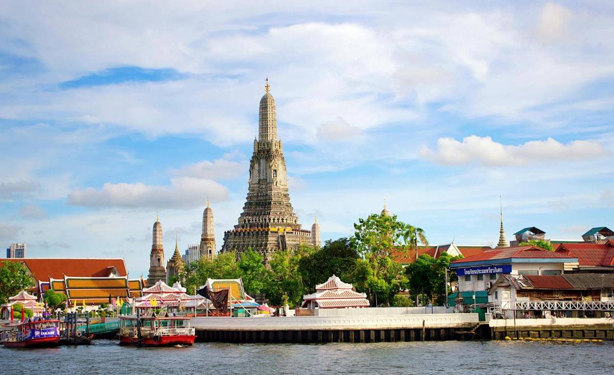 ilustrasi sungai chao phraya 