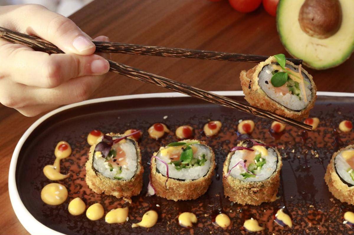 ilustrasi tempura sushi