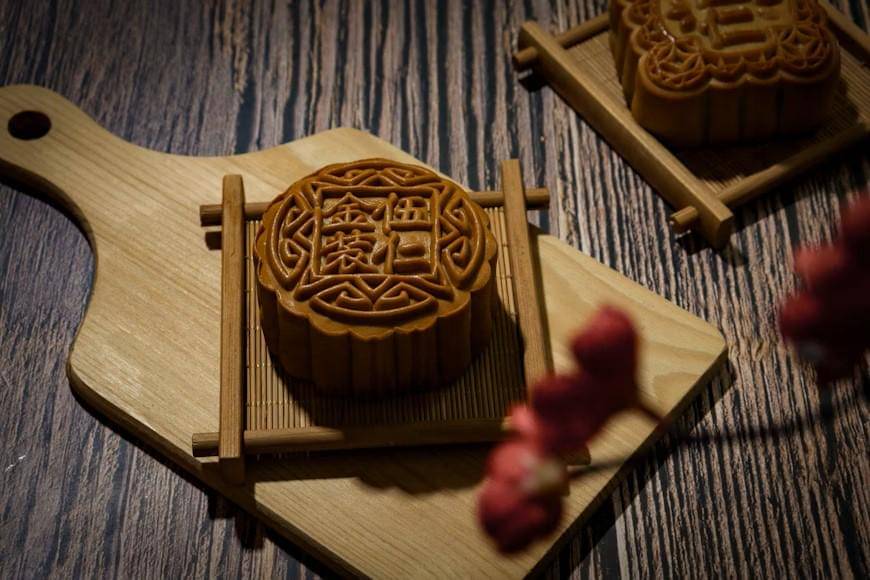 kue bulan