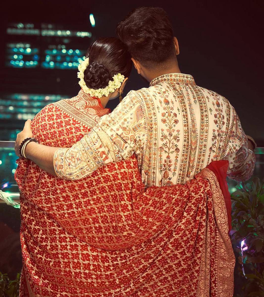Hina Khan dan suami 