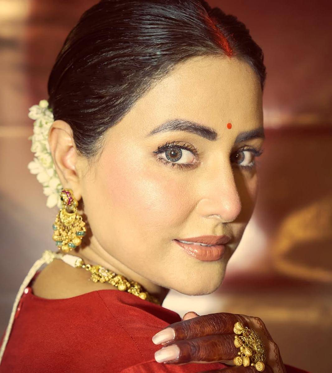 Hina Khan 
