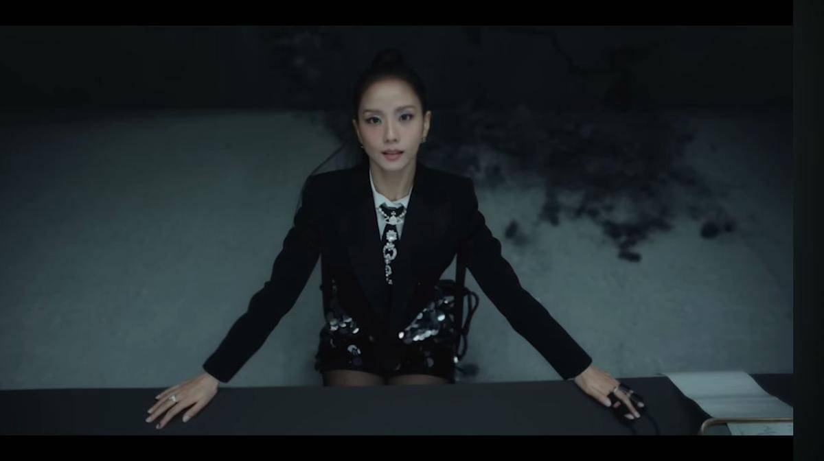 Cuplikan MV "earthquake" milik Jisoo BLACKPINK (youtube.com/JISOO)