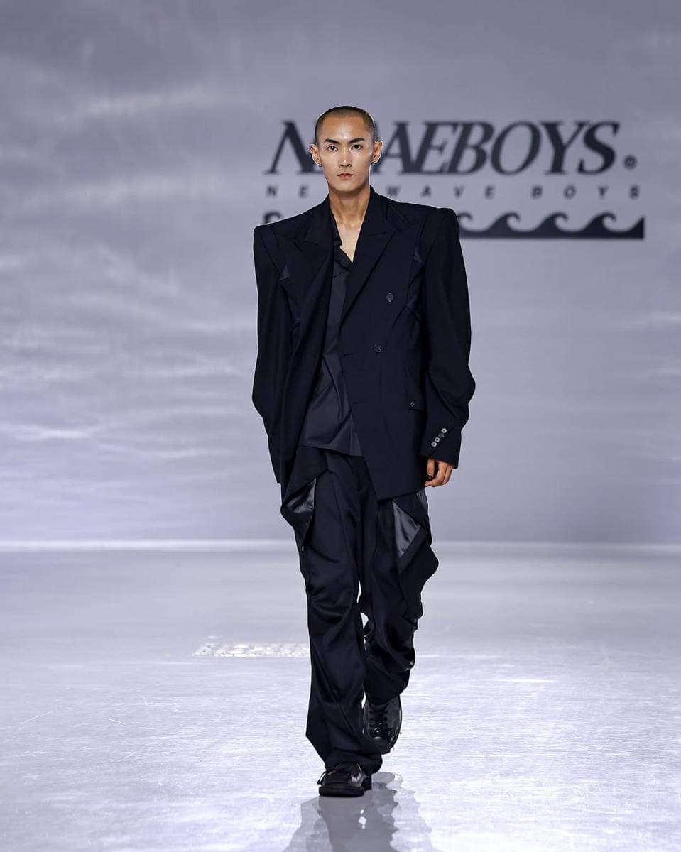 Koleksi New Wave Boys S/S '26 di Seoul Fashion Week (instagram.com/newwaveboys_official)