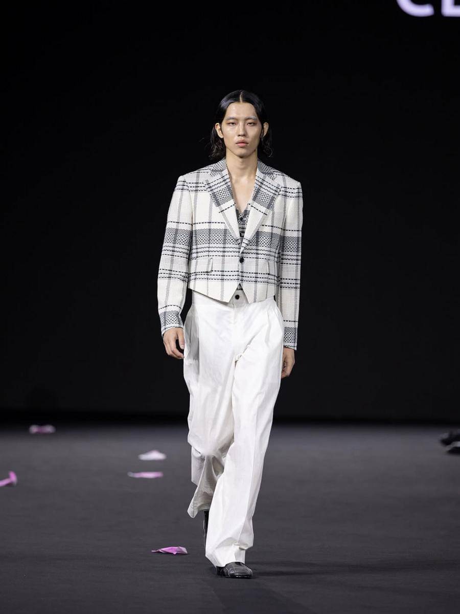 Koleksi Ceeann S/S '26 di Seoul Fashion Week (instagram.com/ceeann_official)