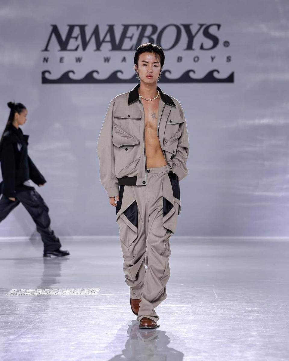 Koleksi New Wave Boys S/S '26 di Seoul Fashion Week (instagram.com/newwaveboys_official)