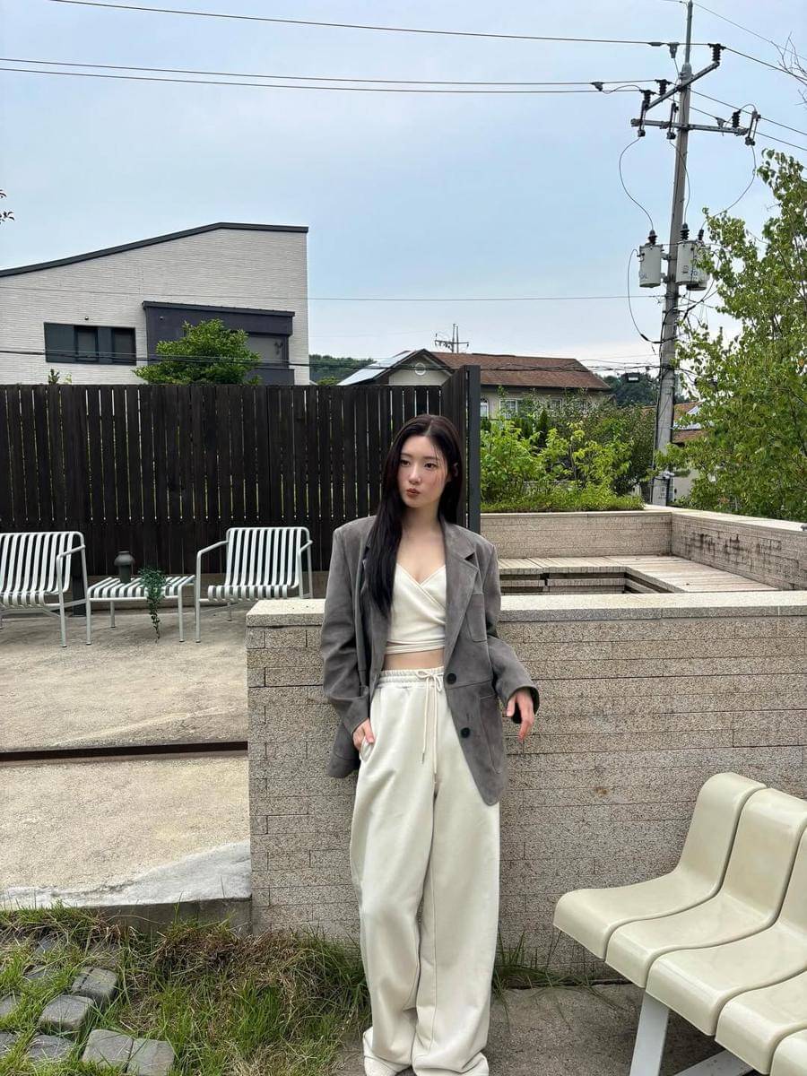 Gaya ala Jung Chae Yeon