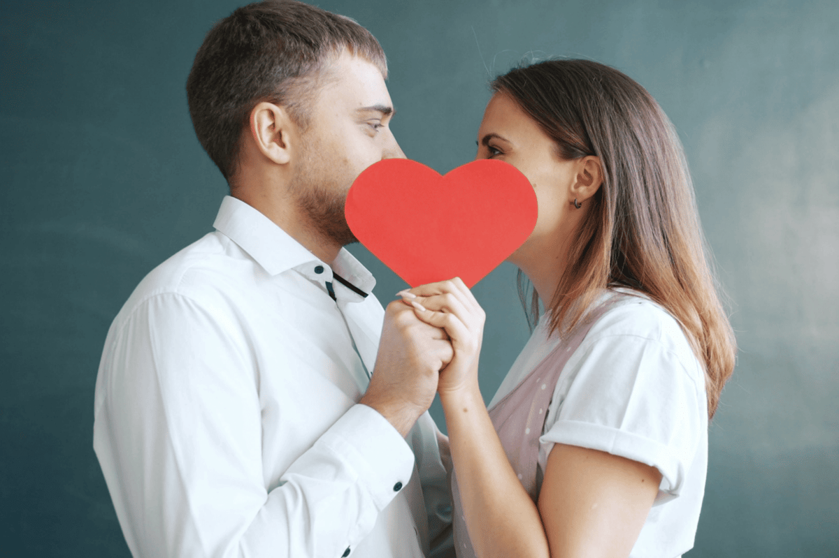 ilustrasi dating app