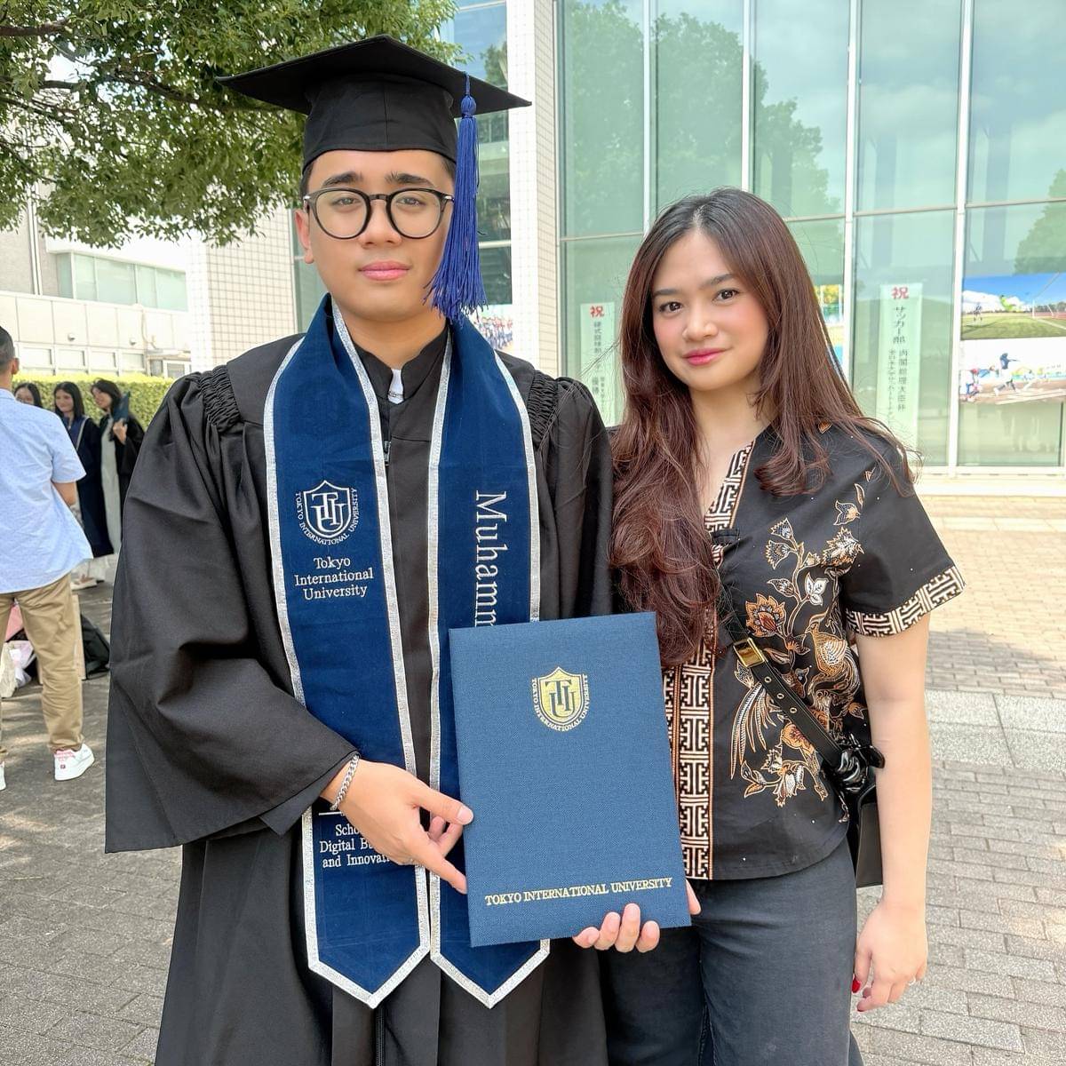 Rafly Anak Mulan Jamelaa Wisuda di Jepang (instagram.com/mulanjameela1)