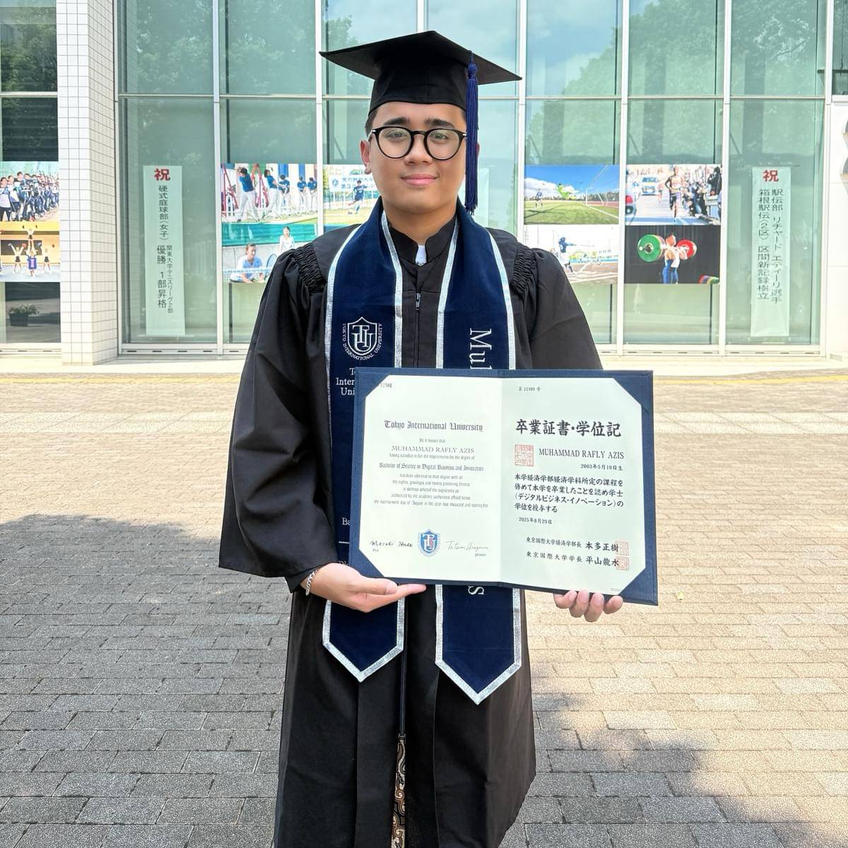 Rafly Anak Mulan Jamelaa Wisuda di Jepang (instagram.com/mulanjameela1)