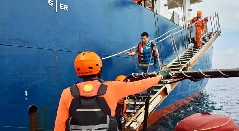 Proses evakuasi Liu berlangsung lancar.