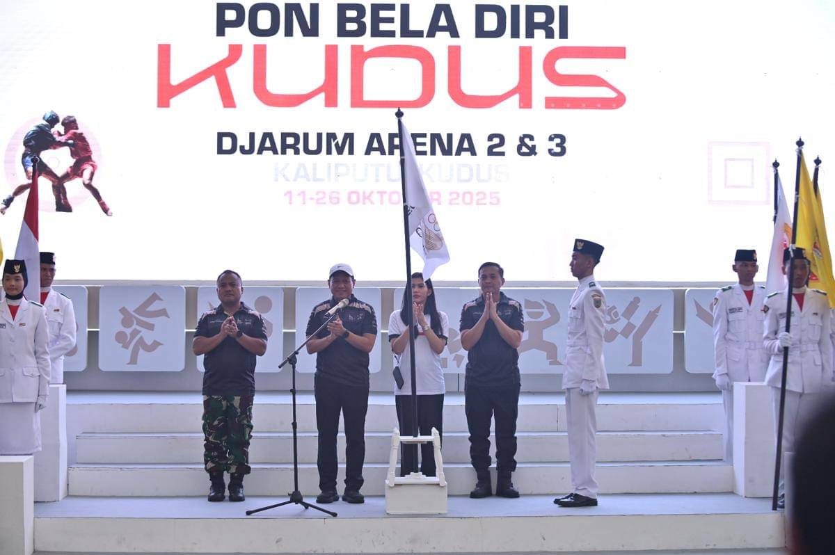 Upacara pembukaan PON Beladiri 2025 Kudus