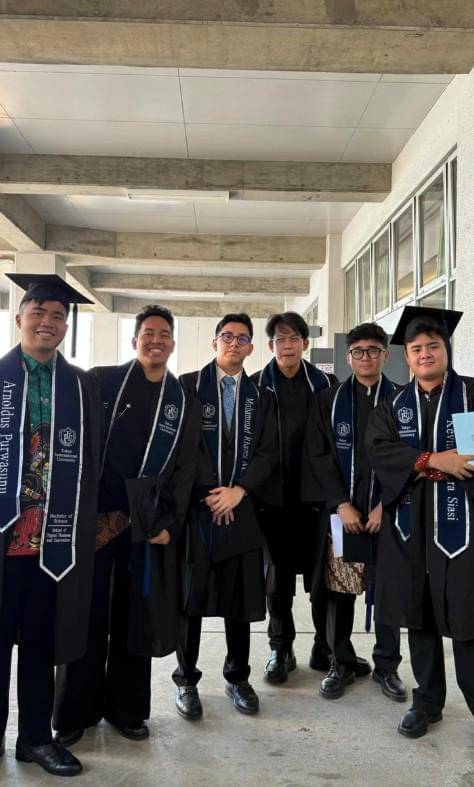 Rafly Anak Mulan Jamelaa Wisuda di Jepang (instagram.com/mulanjameela1)