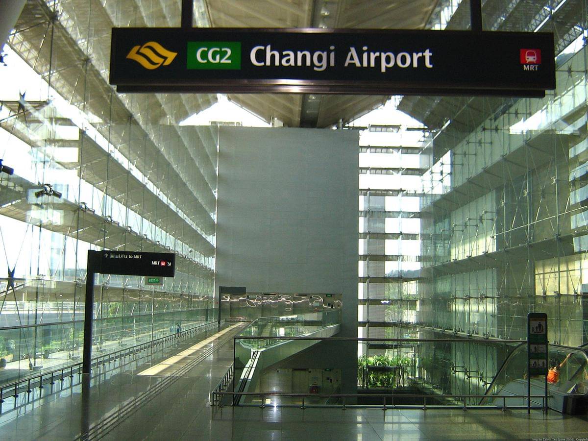 potret Stasiun MRT Changi Airport (CG2)
