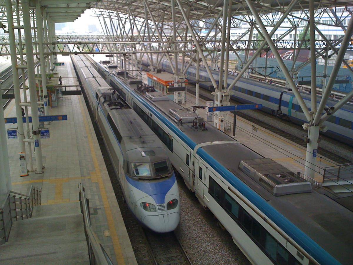 potret KTX Seoul Station