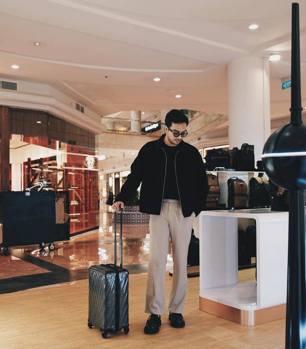 Outfit Ibrahim Risyad