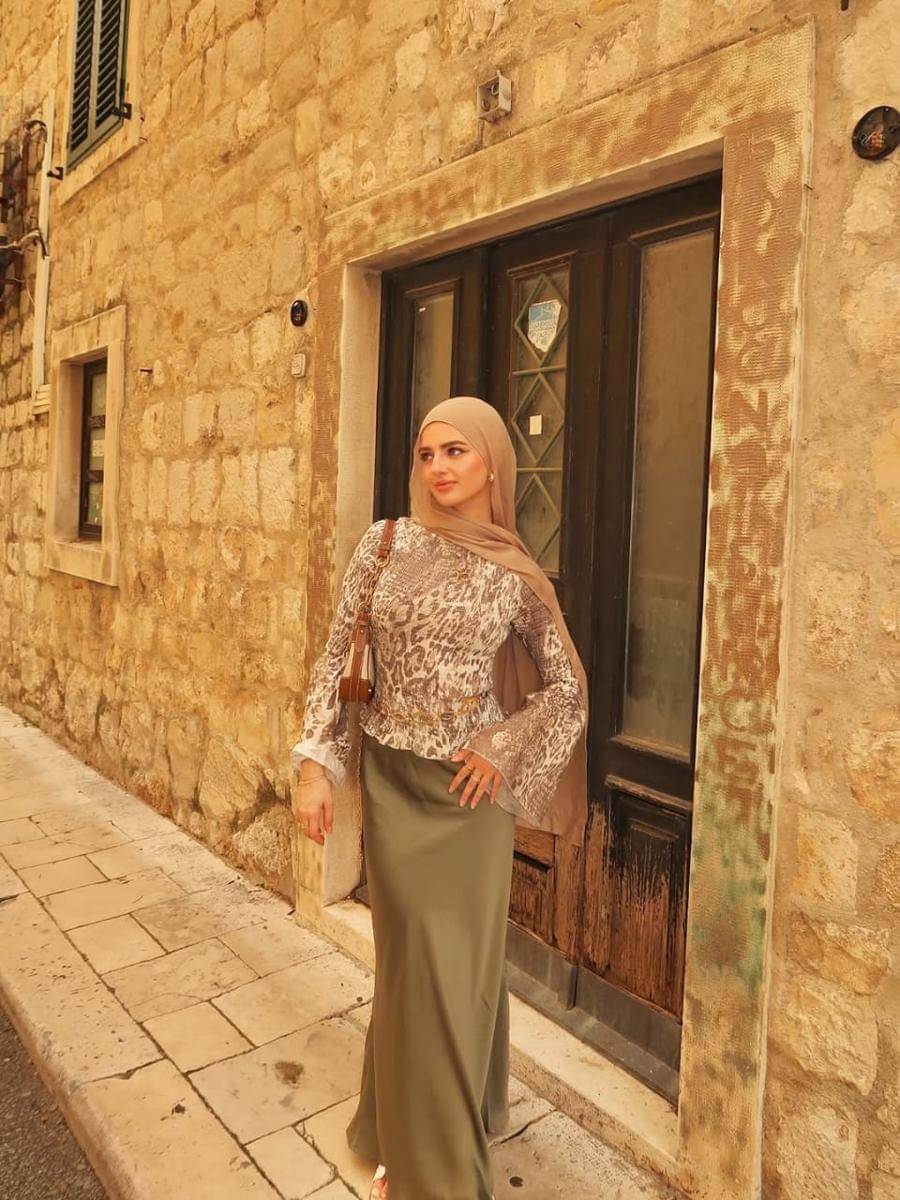 Noura Abdi (instagram.com/nouraabdi_)