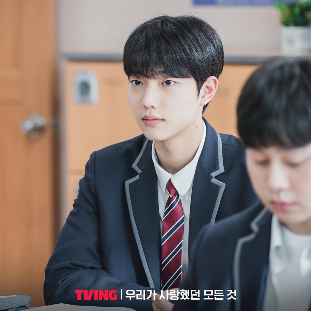Still cut All That We Loved (dok.TVING/All That We Loved)
