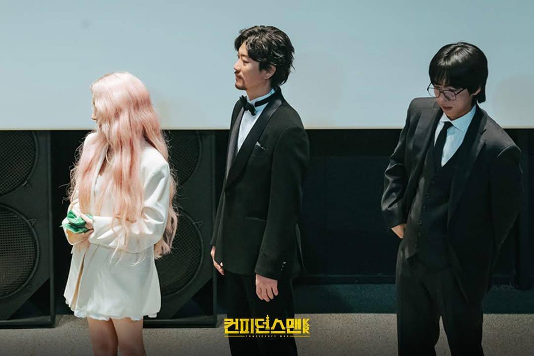 still cut drama Korea Confidence Queen