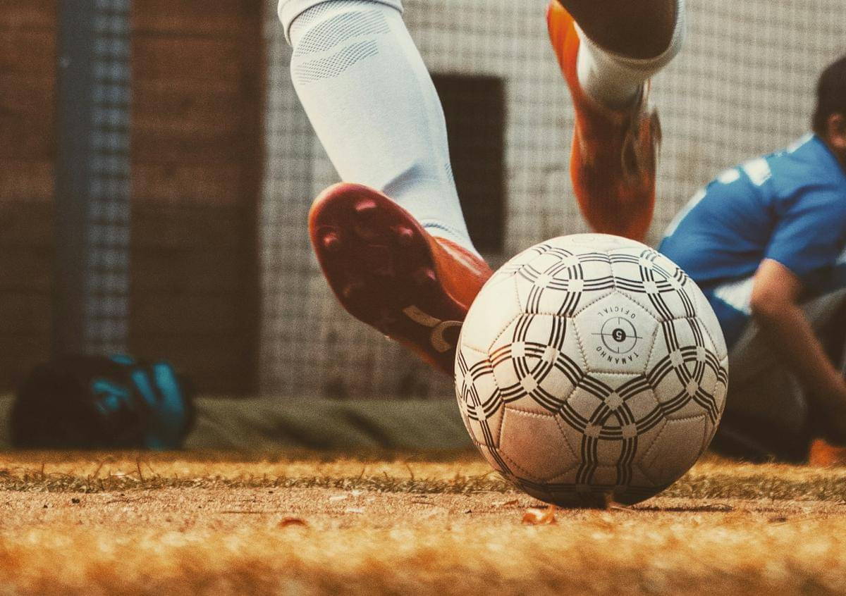 ilustrasi sepak bola