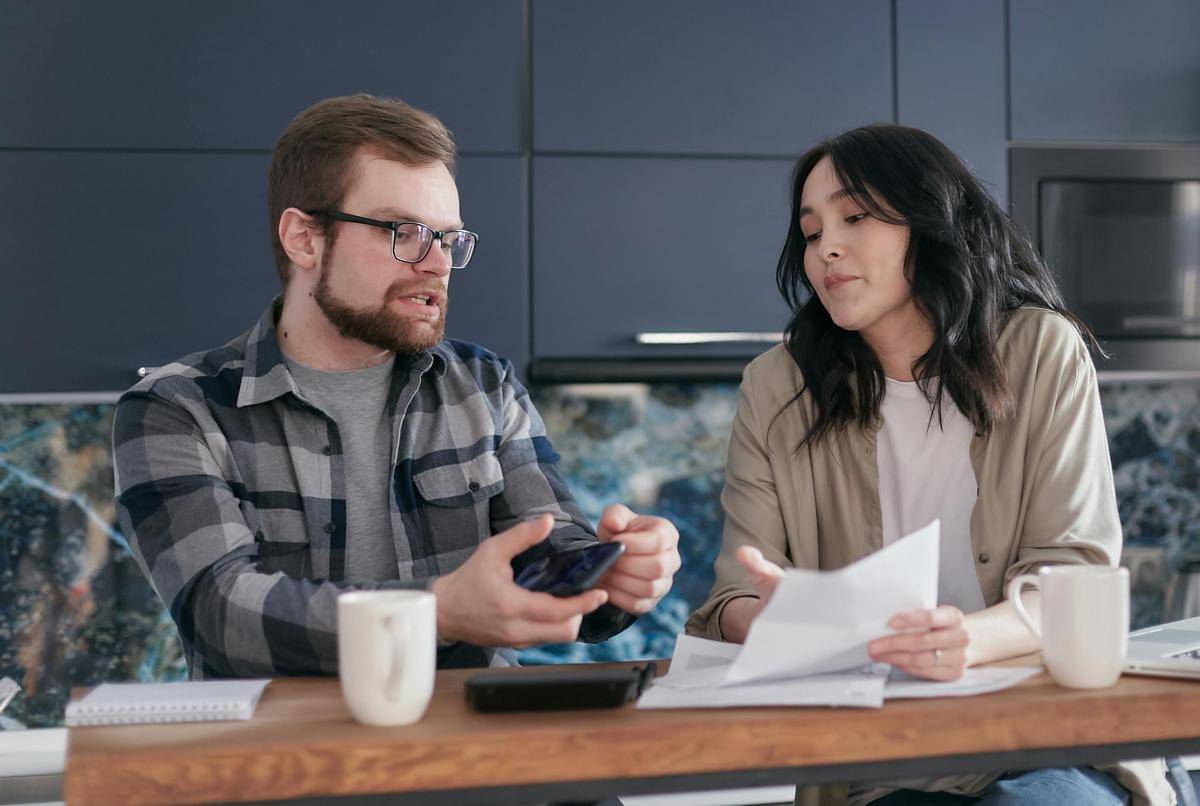 orang suka berkomunikasi sepihak (pexels.com/Mikhail Nilov)