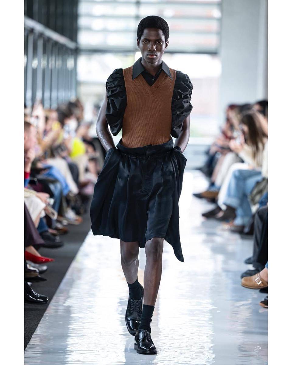 Koleksi TOGA S/S '26 di London Fashion Week (instagram.com/togaarchives)