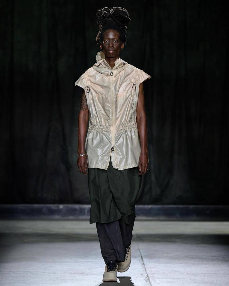 Koleksi Charlie Constantinou S/S '26 di London Fashion Week (instagram.com/charlieconstantinou)
