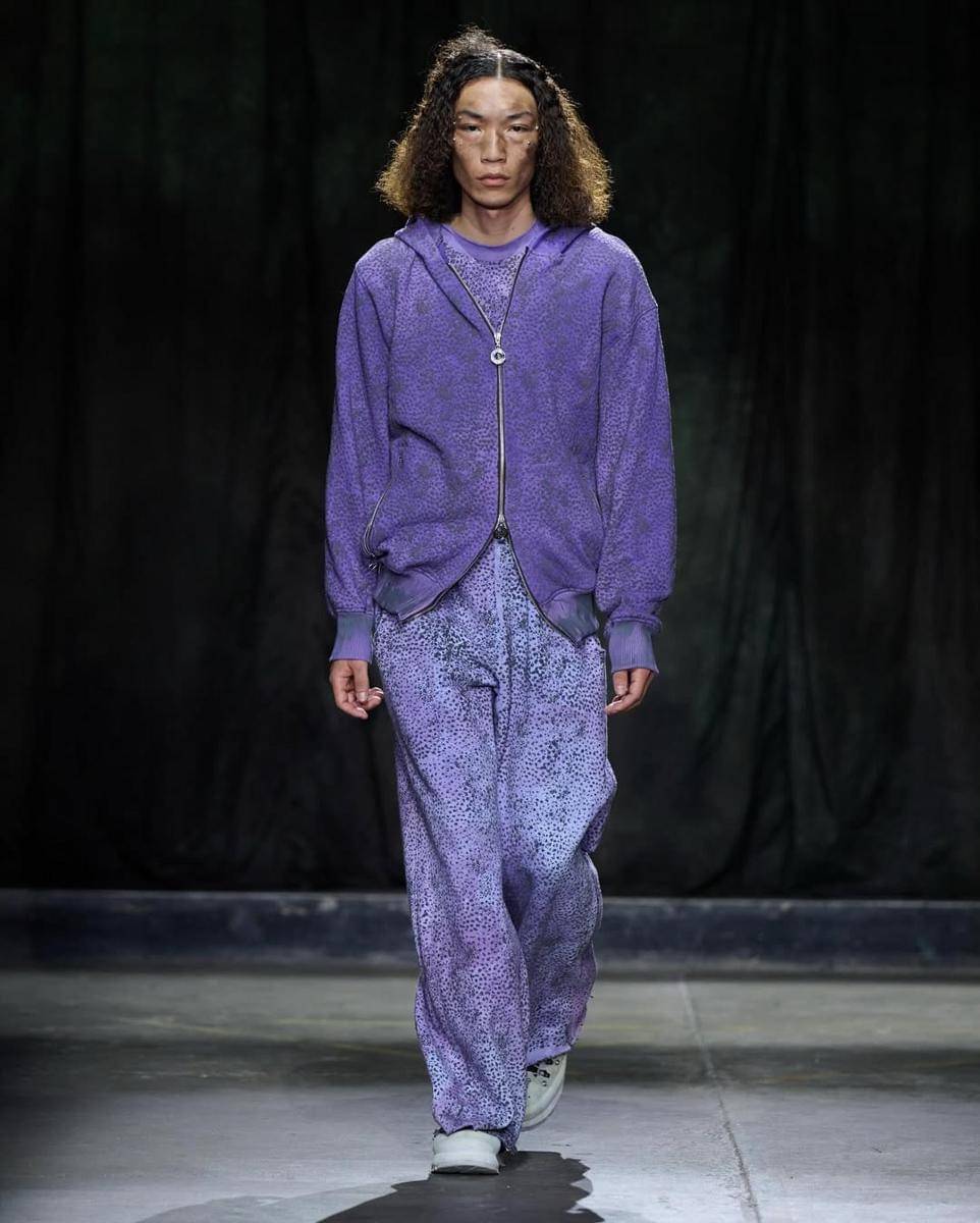 Koleksi Charlie Constantinou S/S '26 di London Fashion Week (instagram.com/charlieconstantinou)