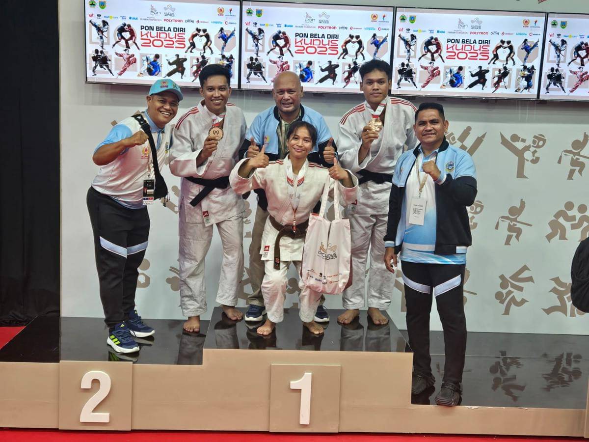 Para atlet judo peraih medali perunggu di PON Bela Diri Kudus 2025 (dok.PJSI Sumut)