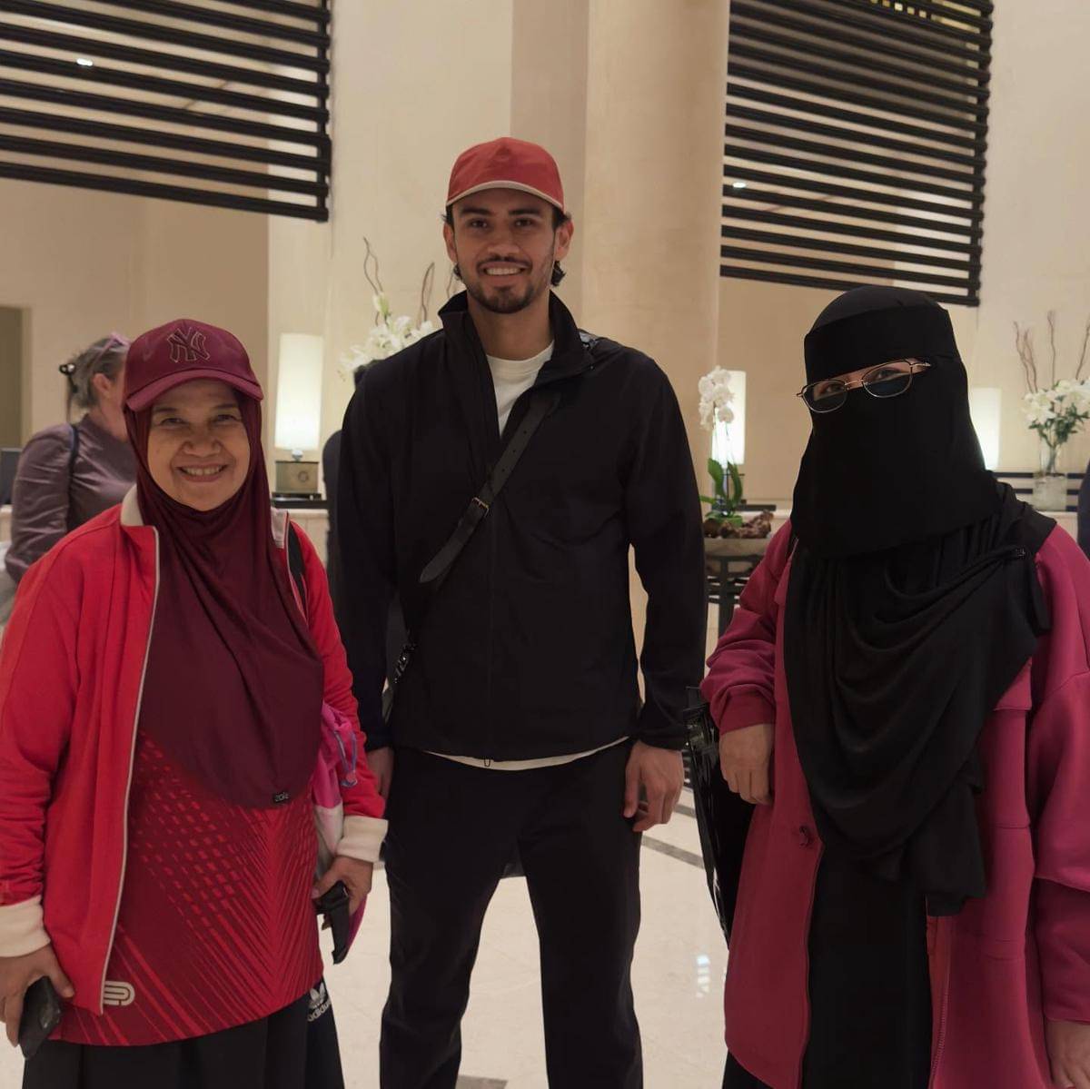 Umi Pipik ketemu pemain timnas Indonesia