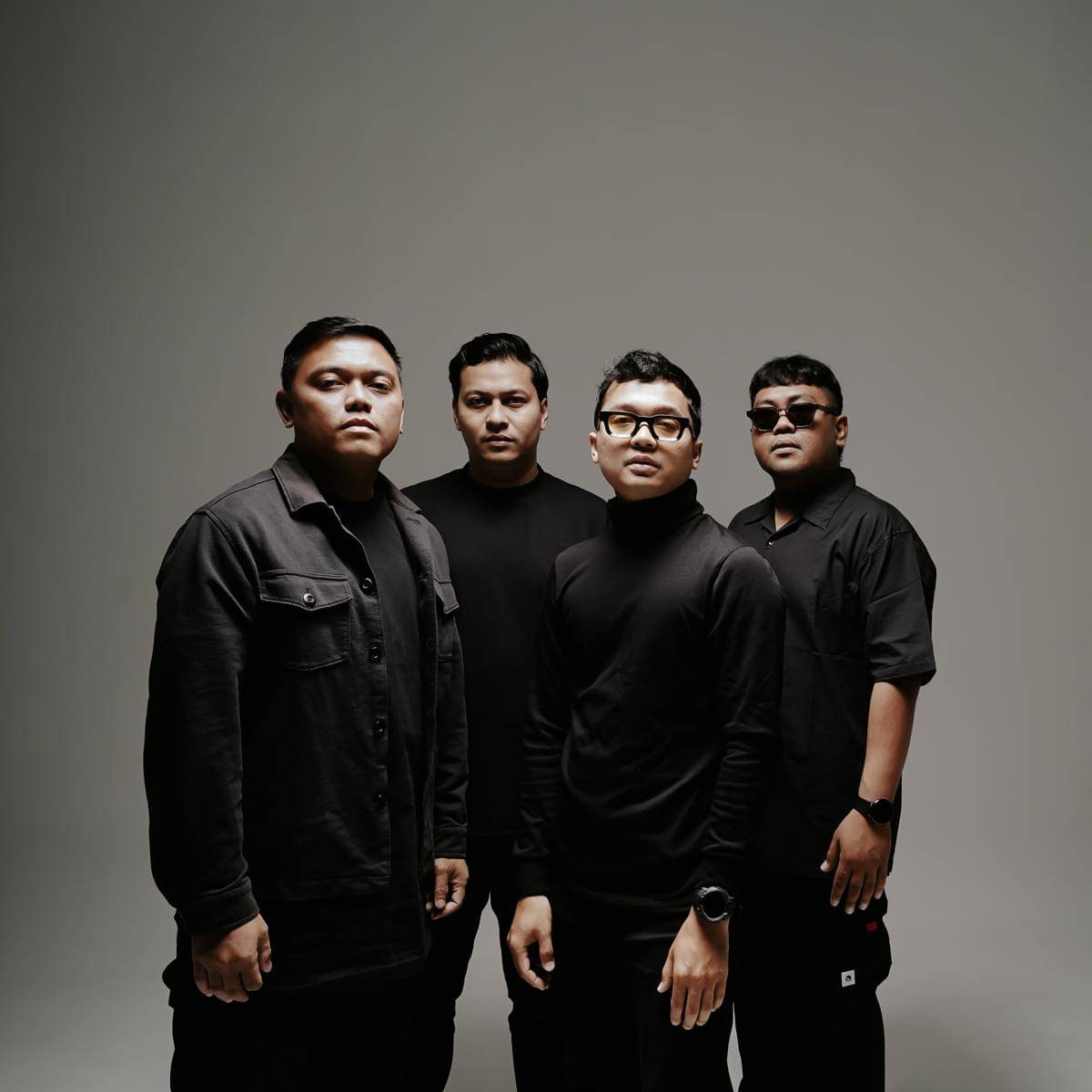 24 Degrees, band asal Jogja