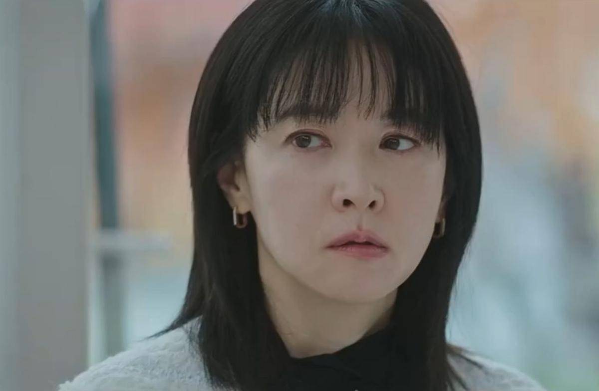 Cuplikan drama Korea Walking on Thin Ice