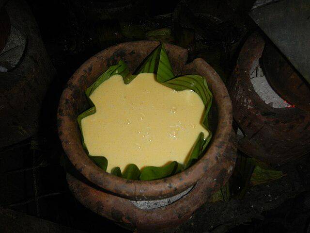 ilustrasi lapisi daun pisang (commons.wikimedia.org/Judgefloro)