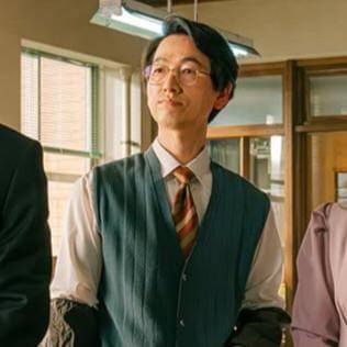 Cuplikan Kim Song Il di Typhoon Family