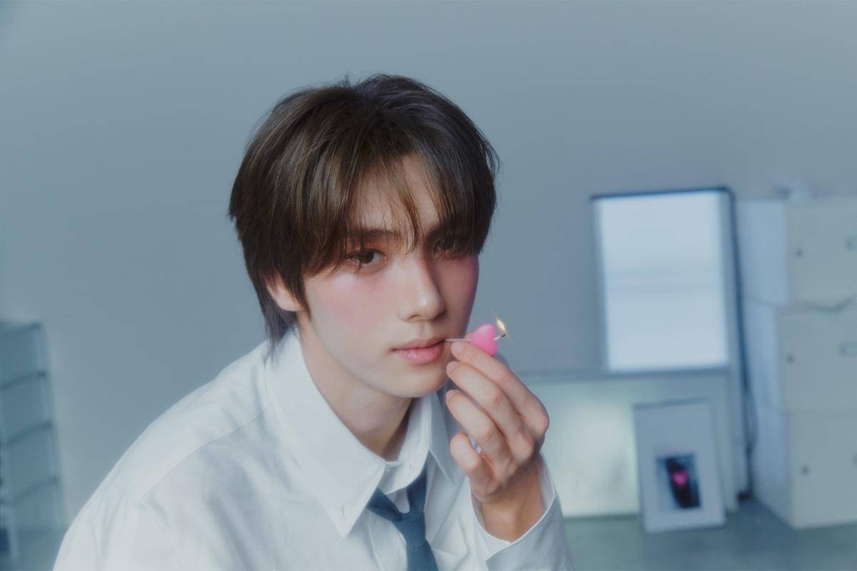 potret TWS di mini album play hard