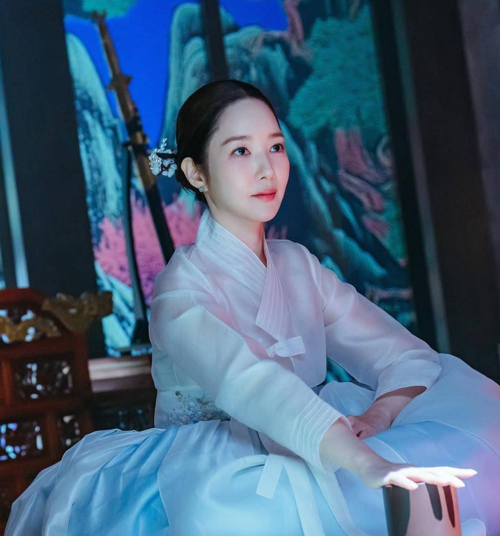 Park Min Young di Confidence Queen