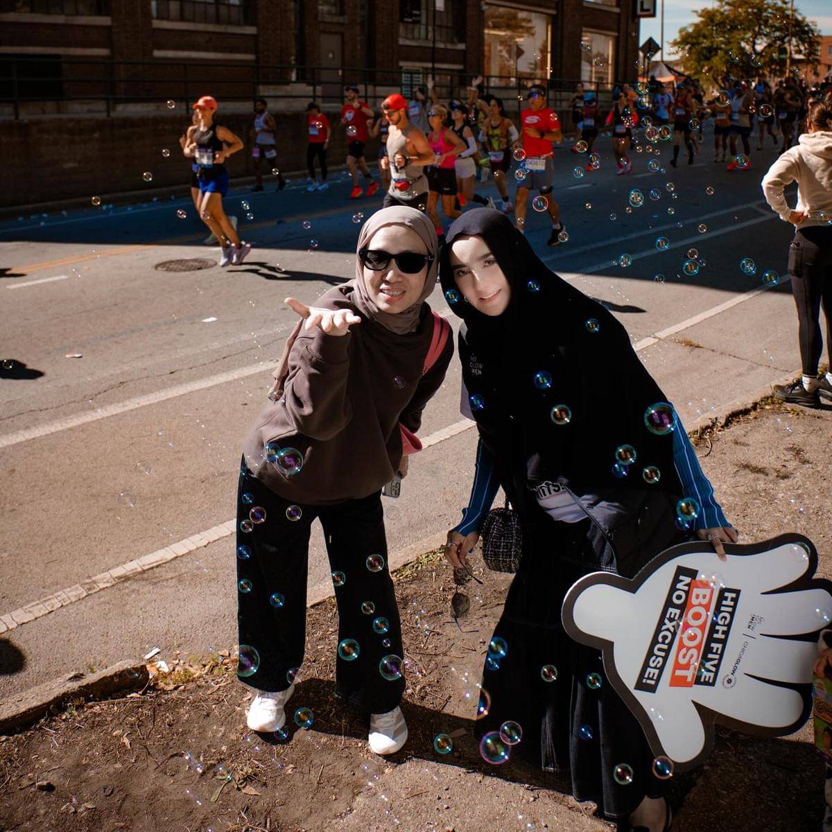 Tim Hore di Chicago Marathon (instagram.com/raffinagita1717)