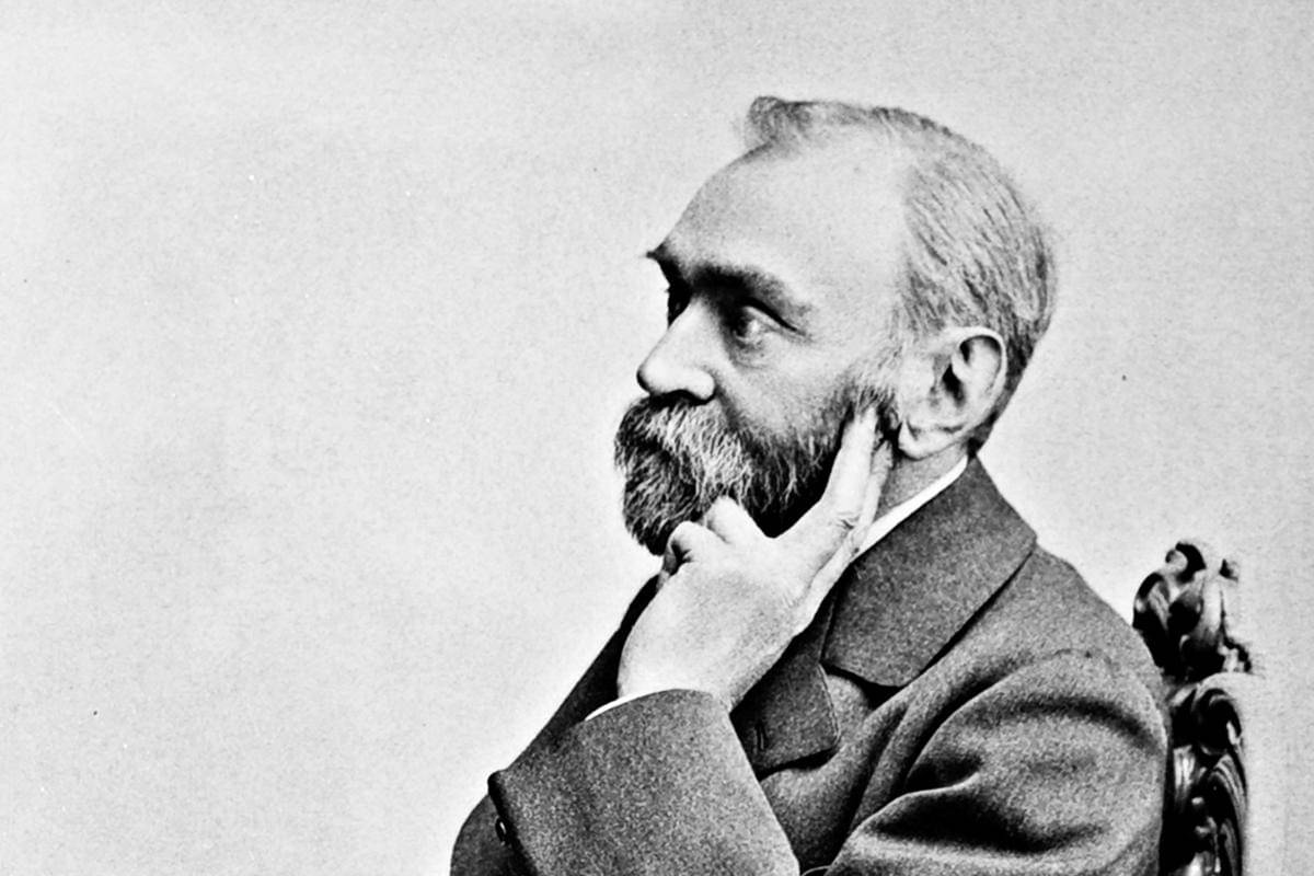 potret Alfred Nobel sang penemu dinamit