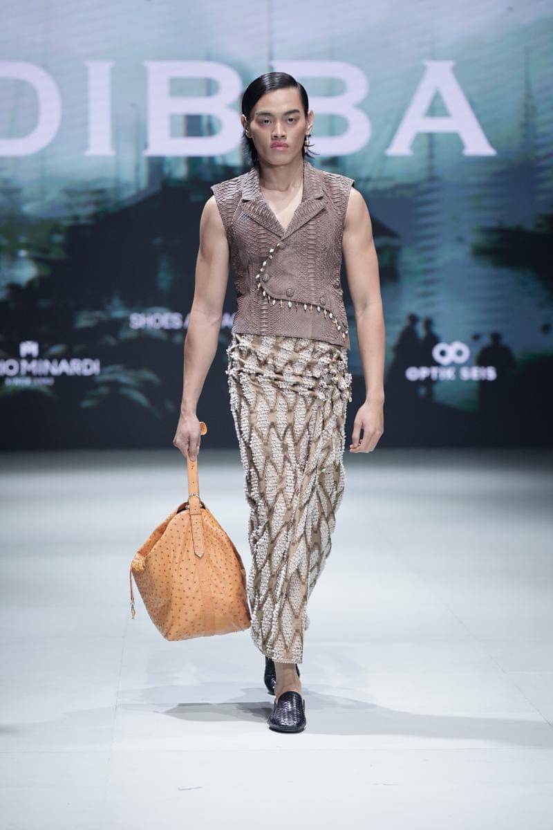Koleksi CTI X DIBBA di PIFW 2025