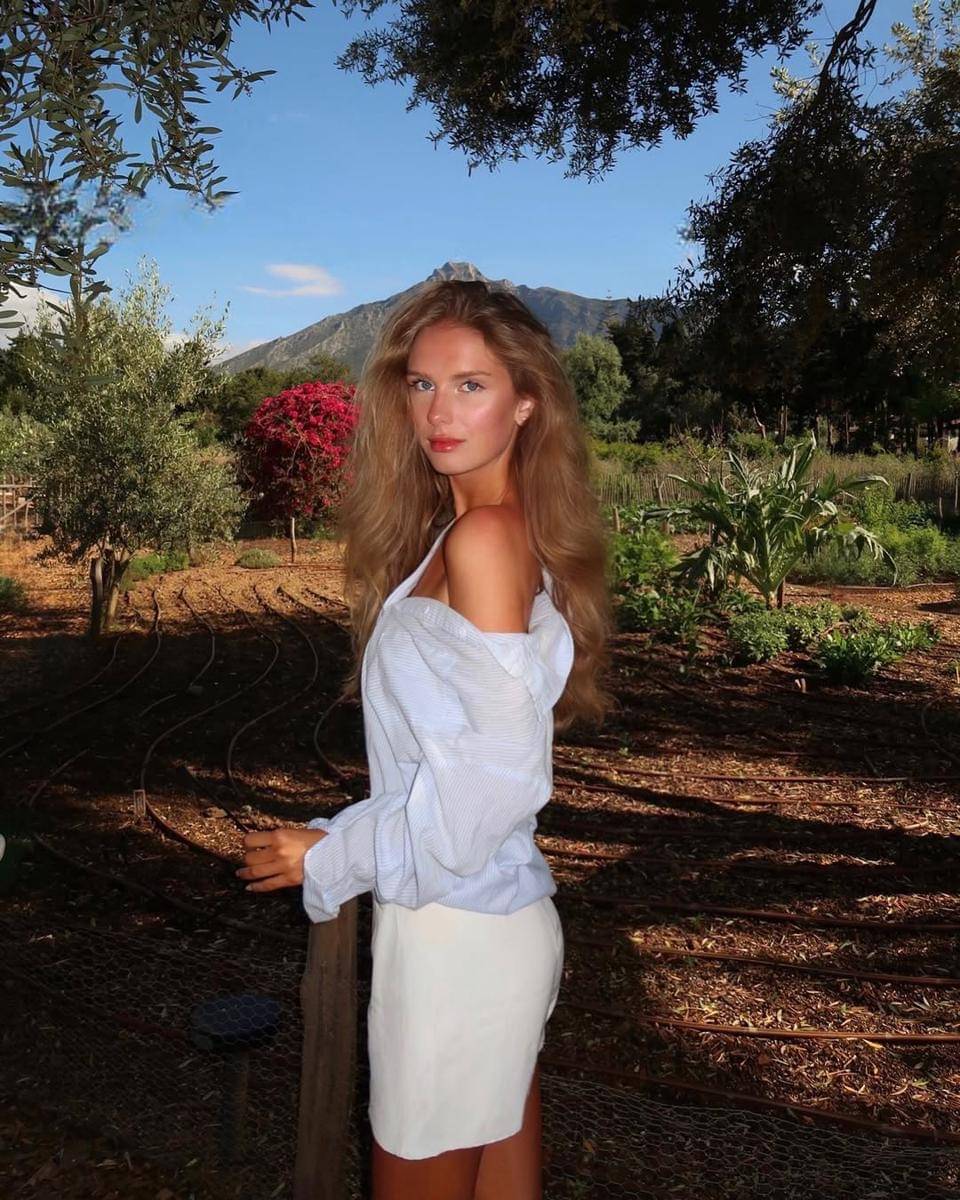 potret Monique Sonne, Miss Universe Denmark 2025