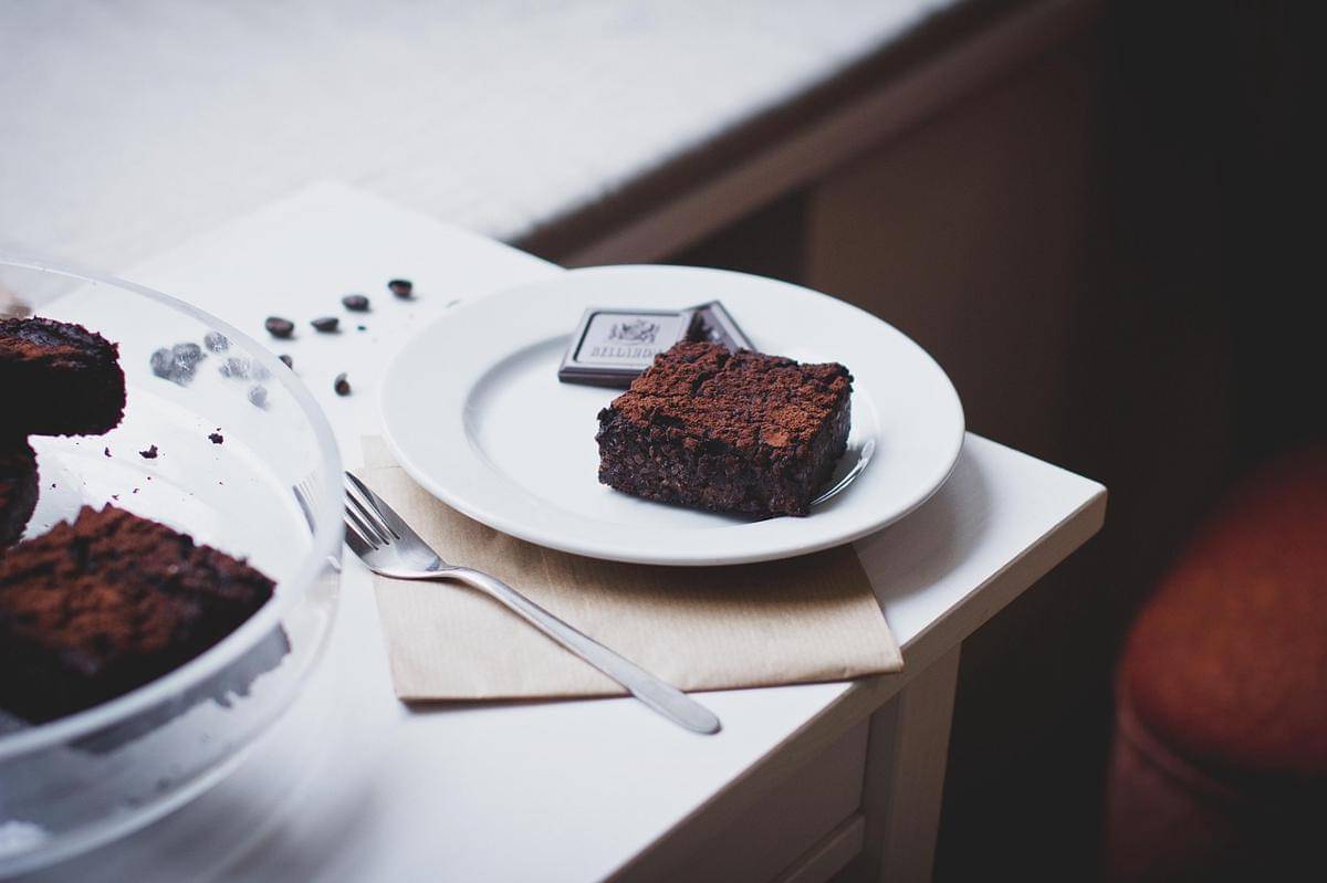 ilustrasi valrhona brownies (pixabay.com/freestocks-photos)