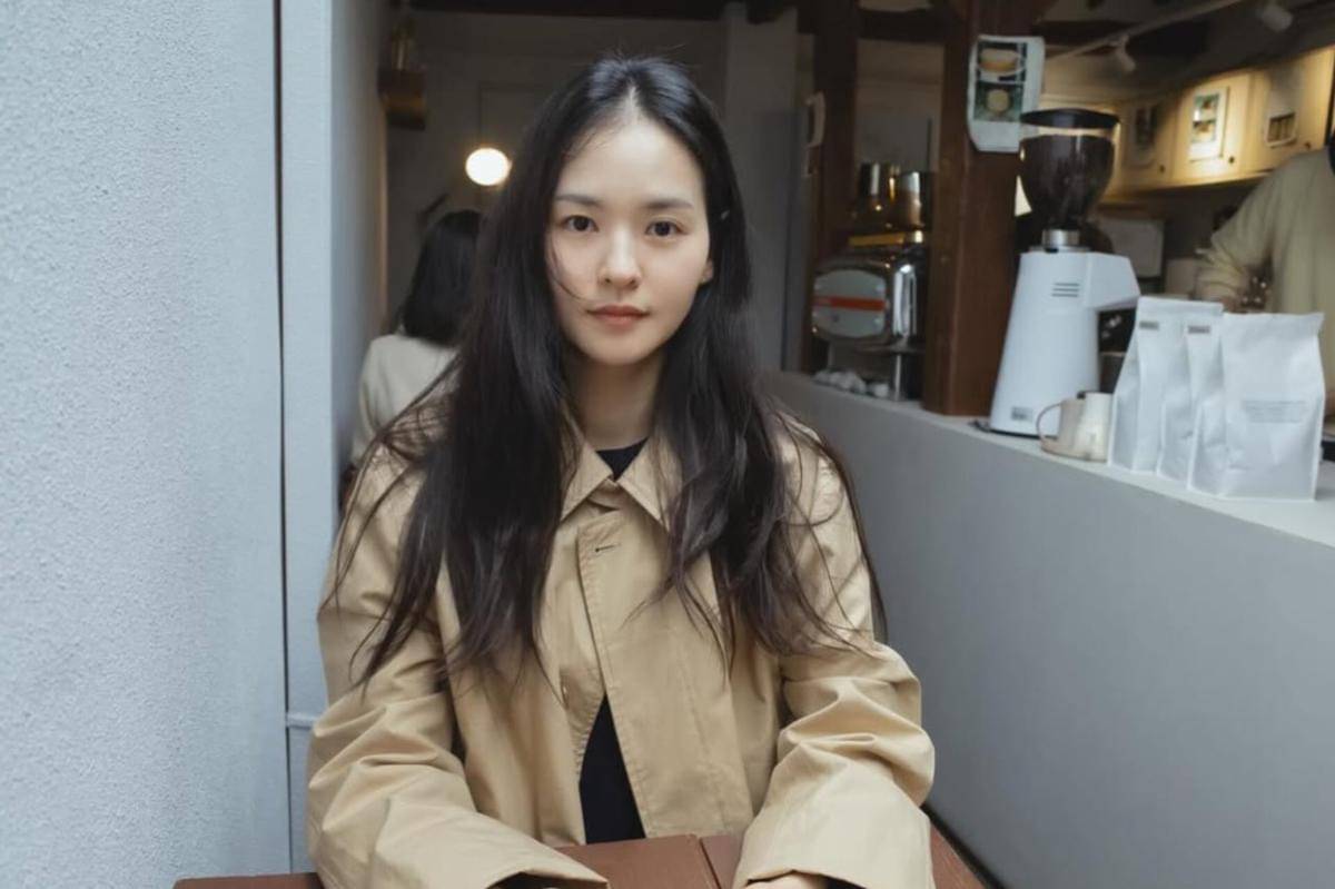 Potret Kim Yoon Hye 