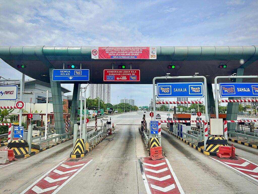 potret jalan tol di Malaysia (commons.wikimedia.org/Sharon Hahn Darlin)
