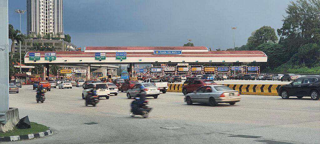 potret motor masuk tol di Malaysia (commons.wikimedia.org/Azreey)