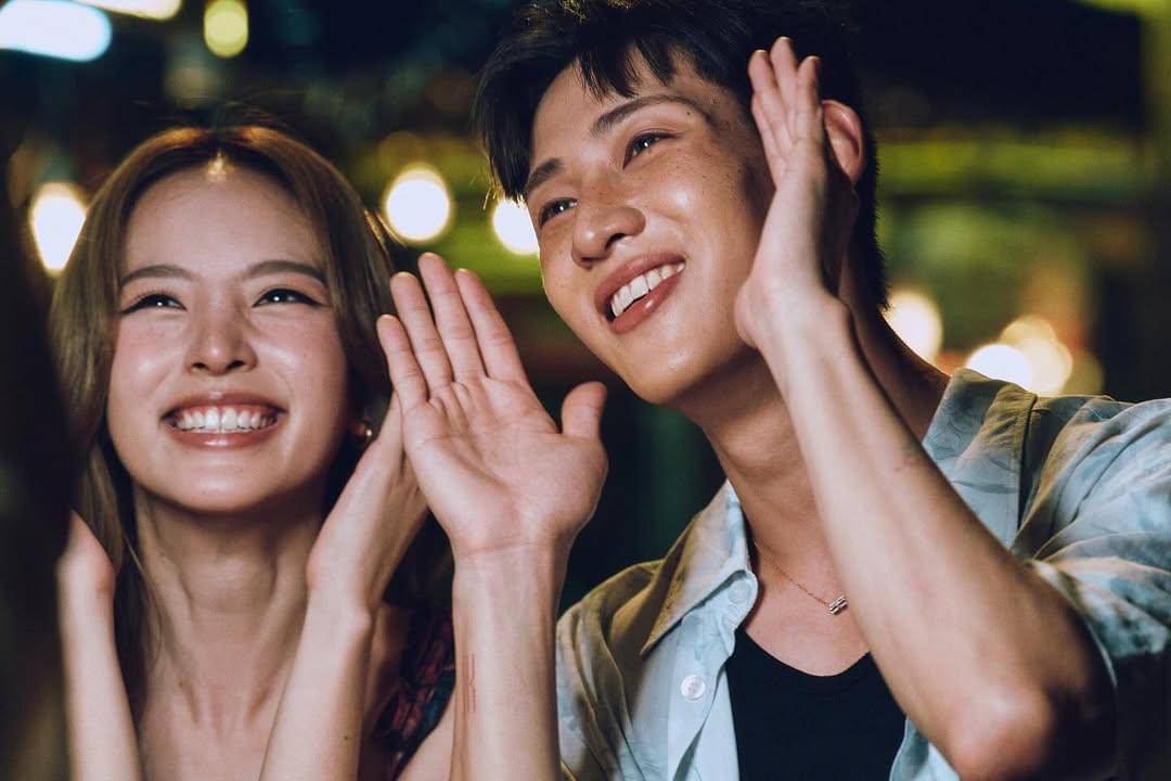 behind the scene MV Wondering